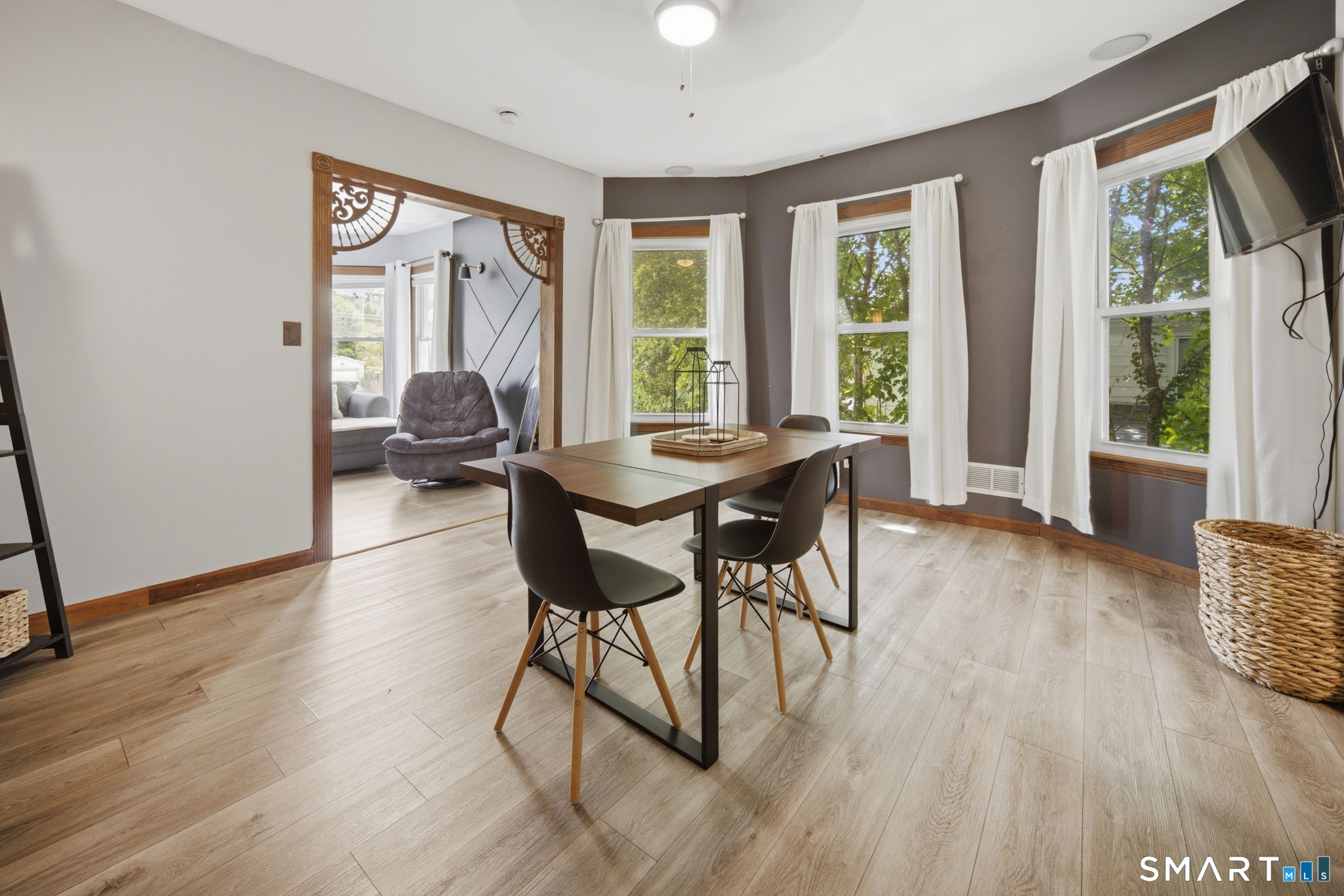 48 Maple Avenue