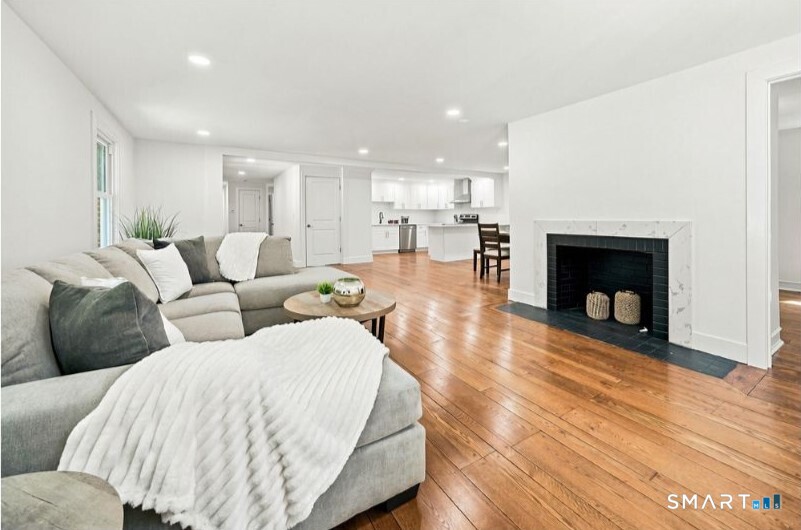 87 Kenmore Road