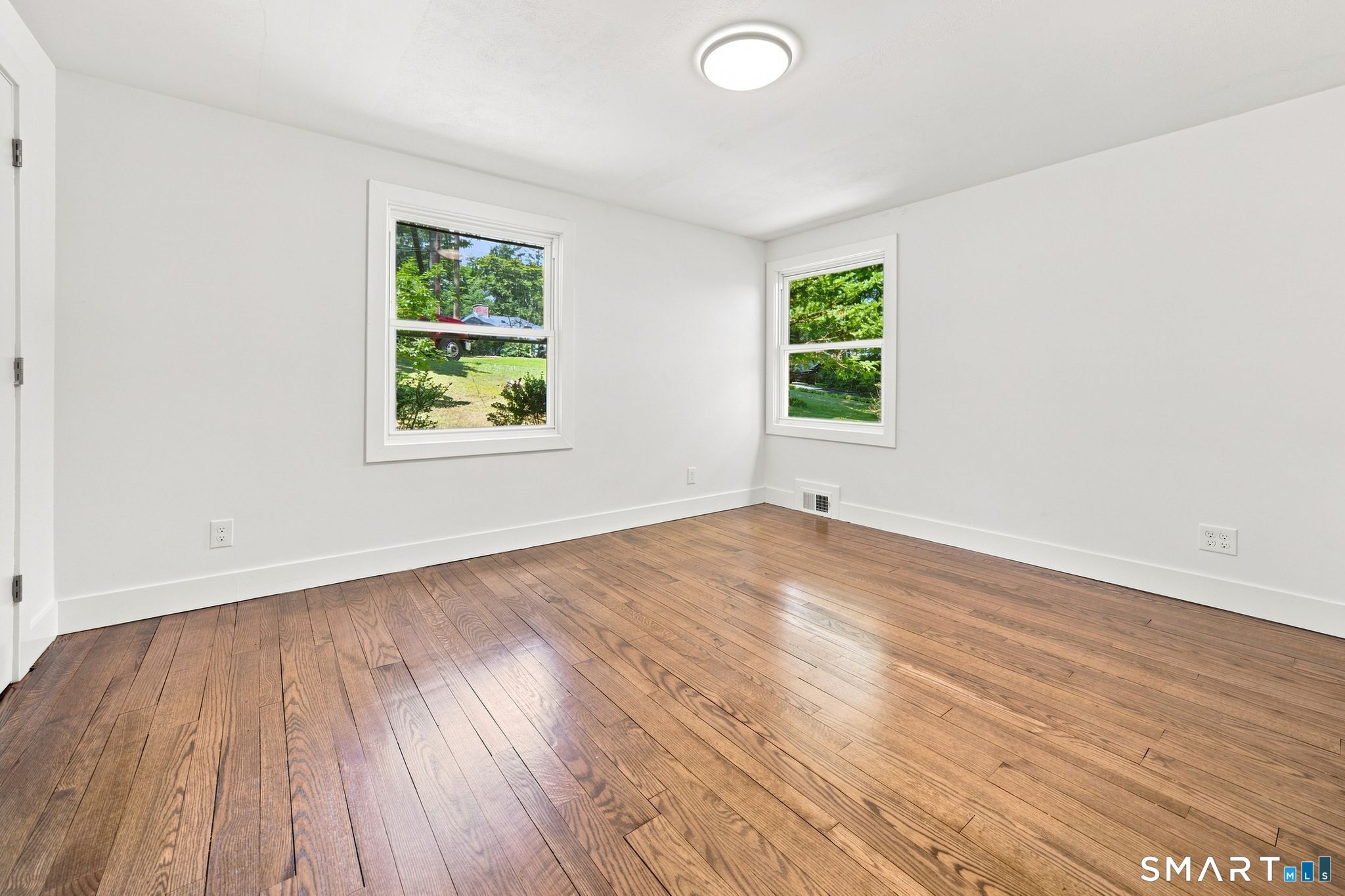 87 Kenmore Road