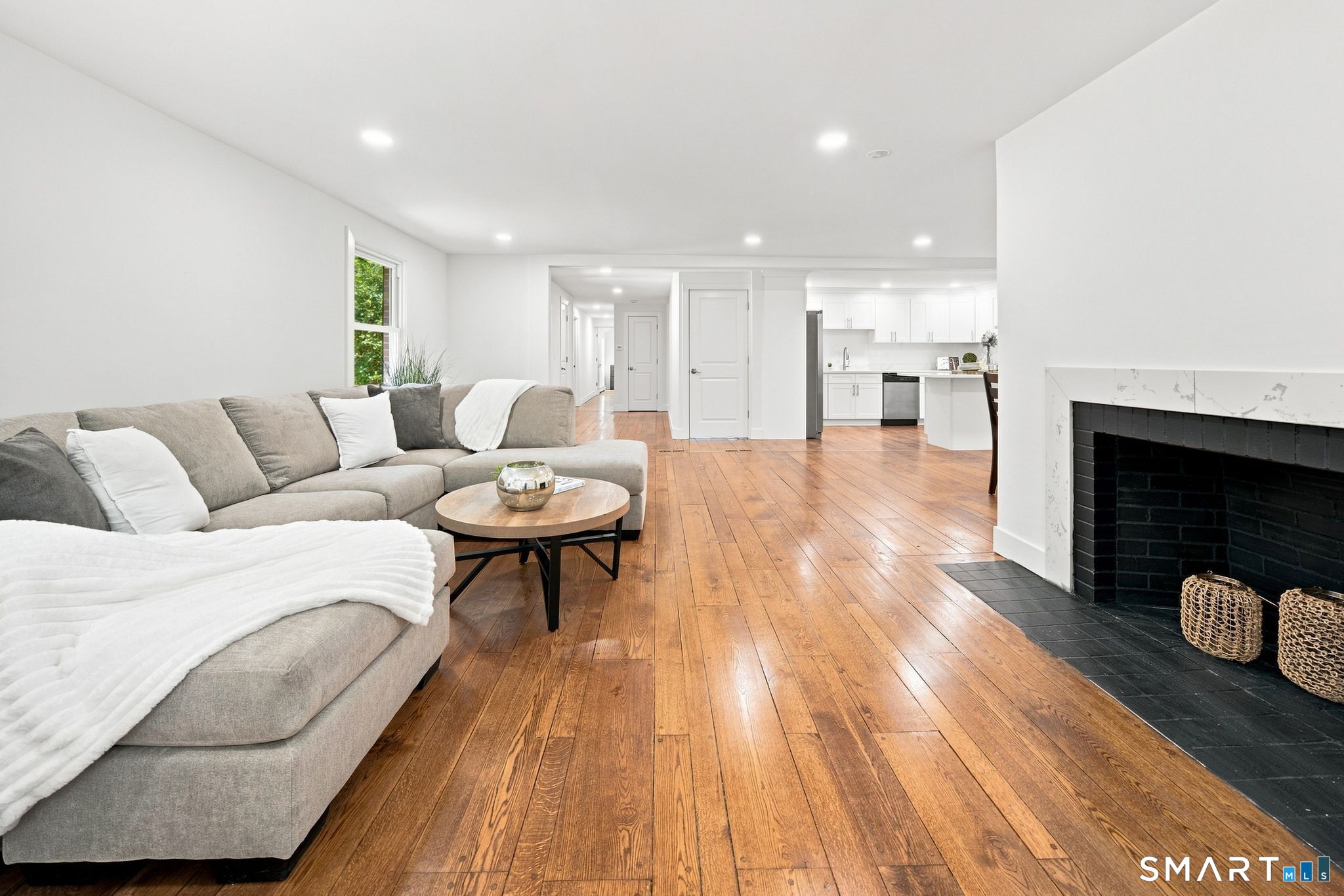 87 Kenmore Road