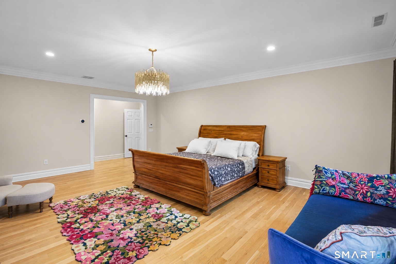 16 Rockyfield Road
