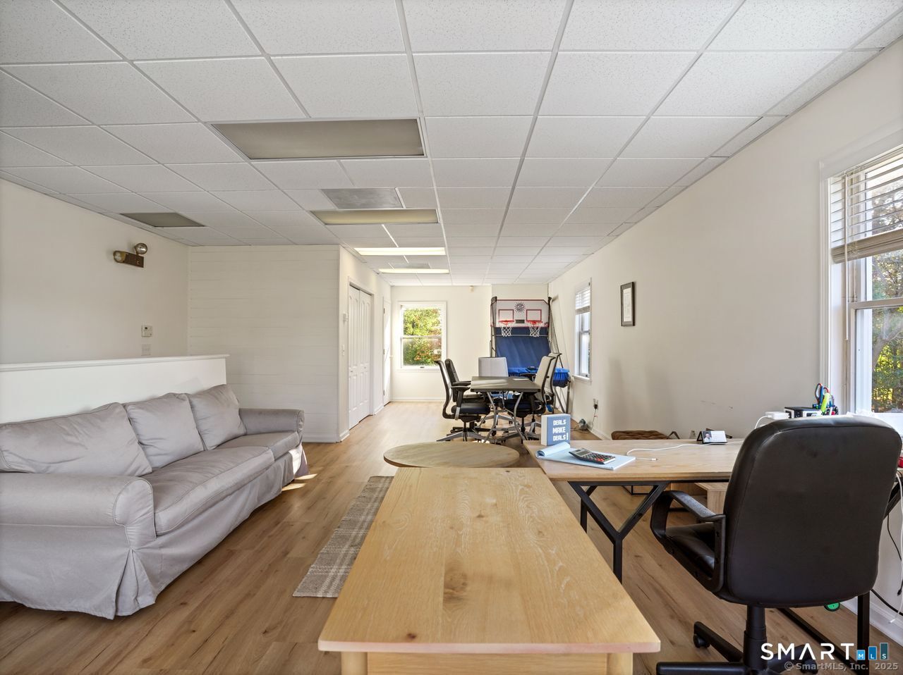 919 Stratford Avenue Unit: 7, 2nd Floor