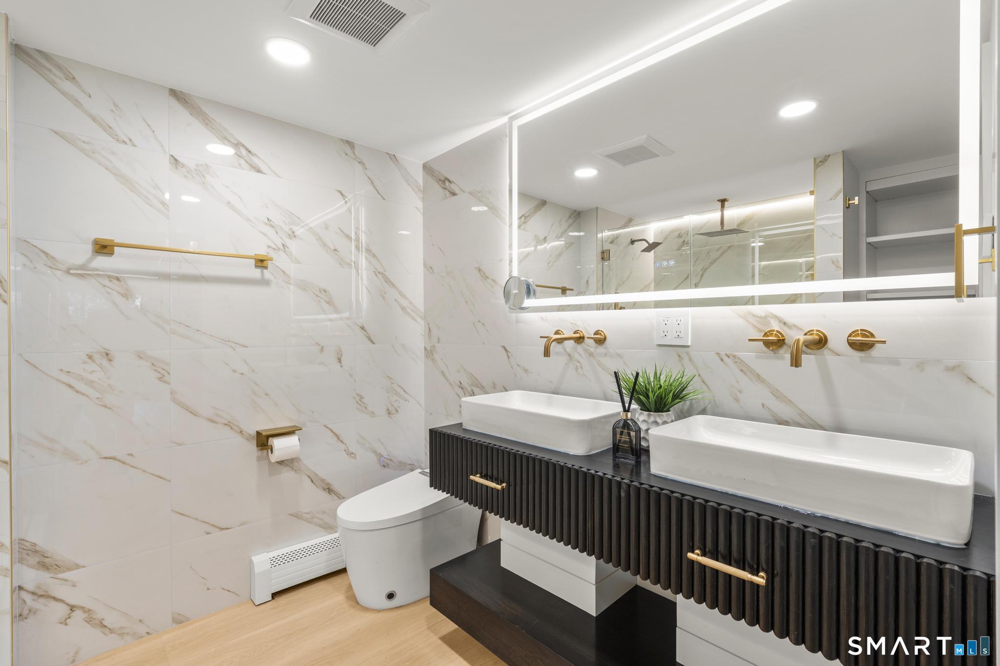 12 Glenville Street Unit: 108