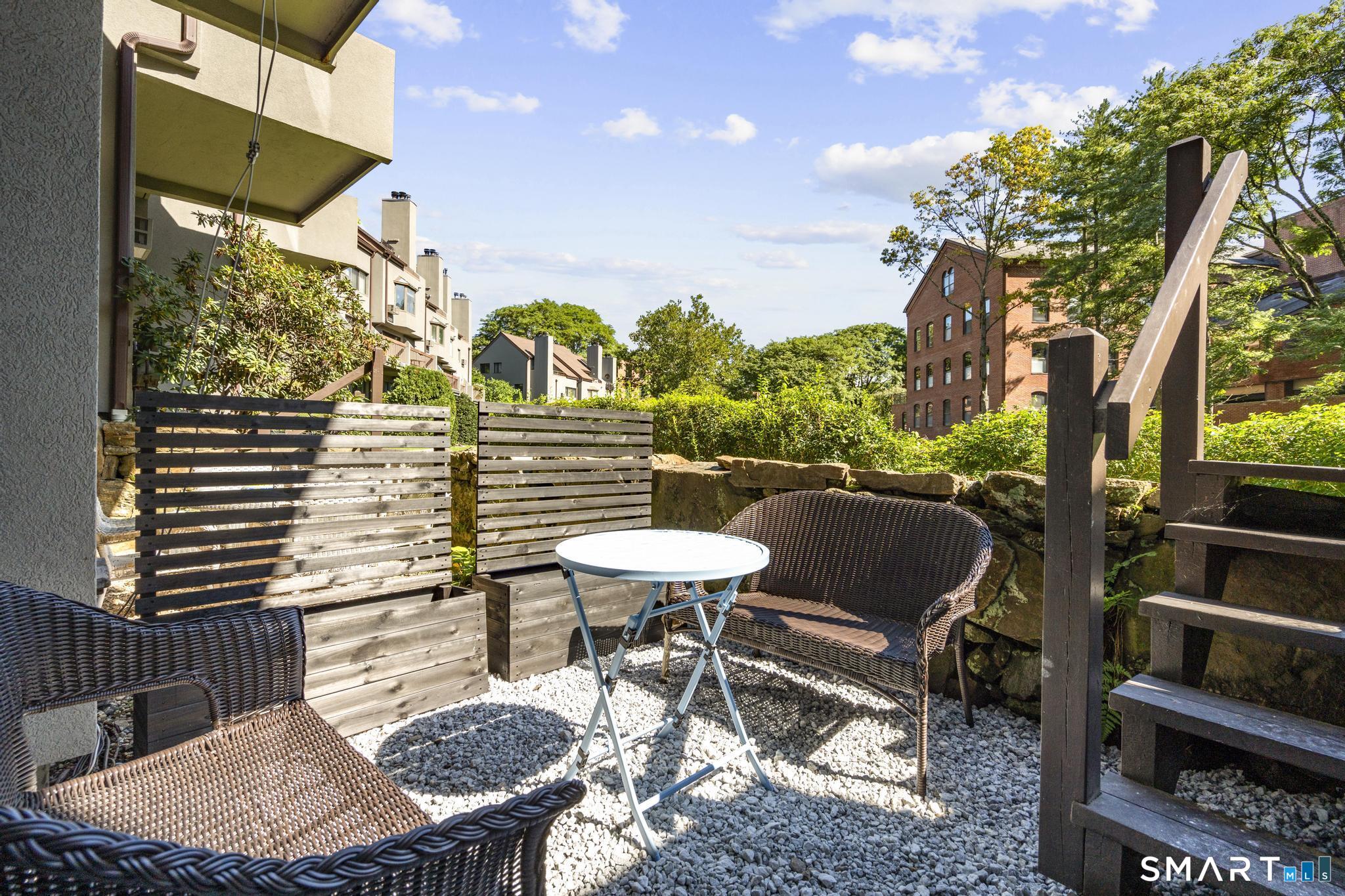 12 Glenville Street Unit: 108