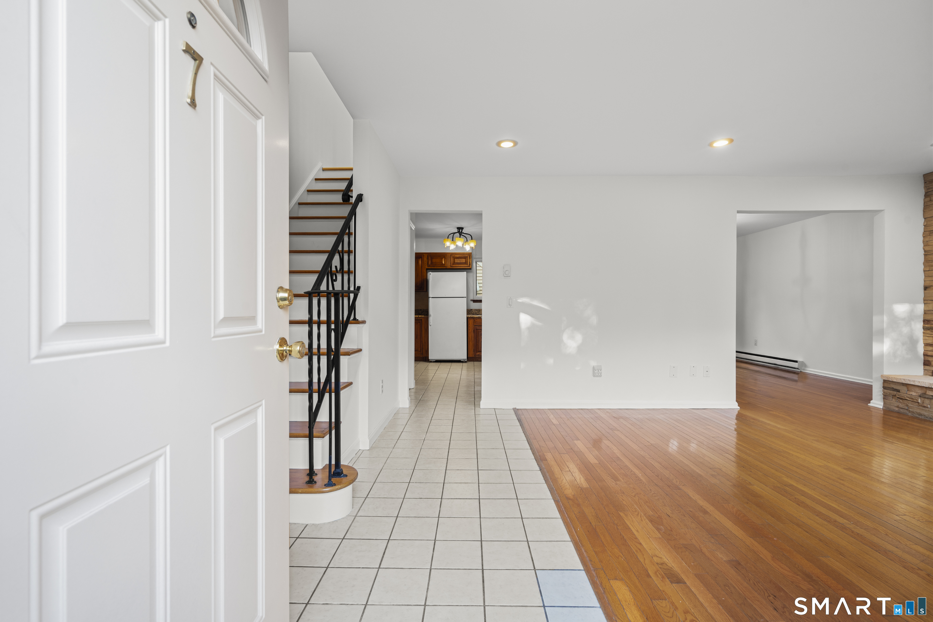 38 Maple Tree Avenue Unit: 7