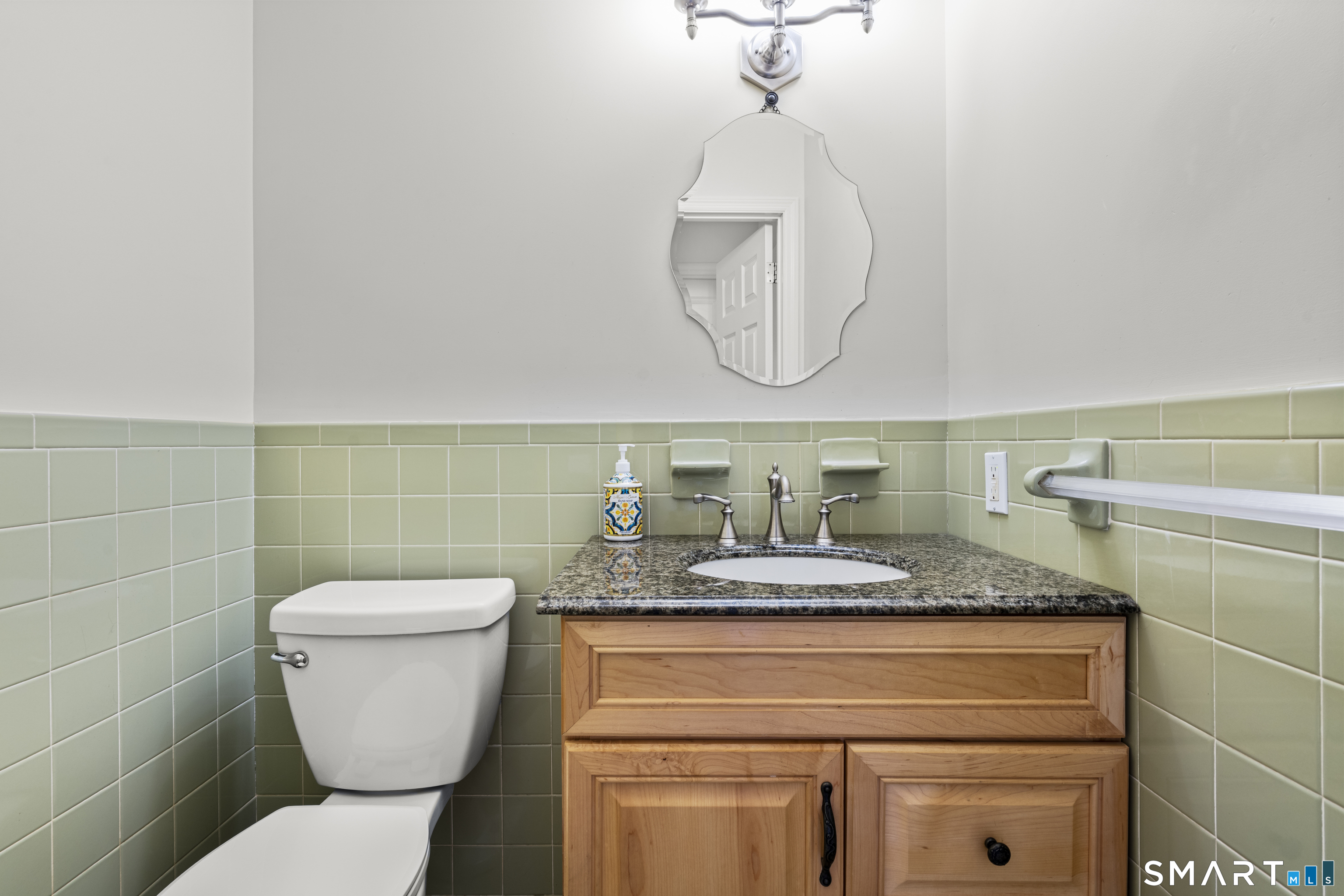 38 Maple Tree Avenue Unit: 7