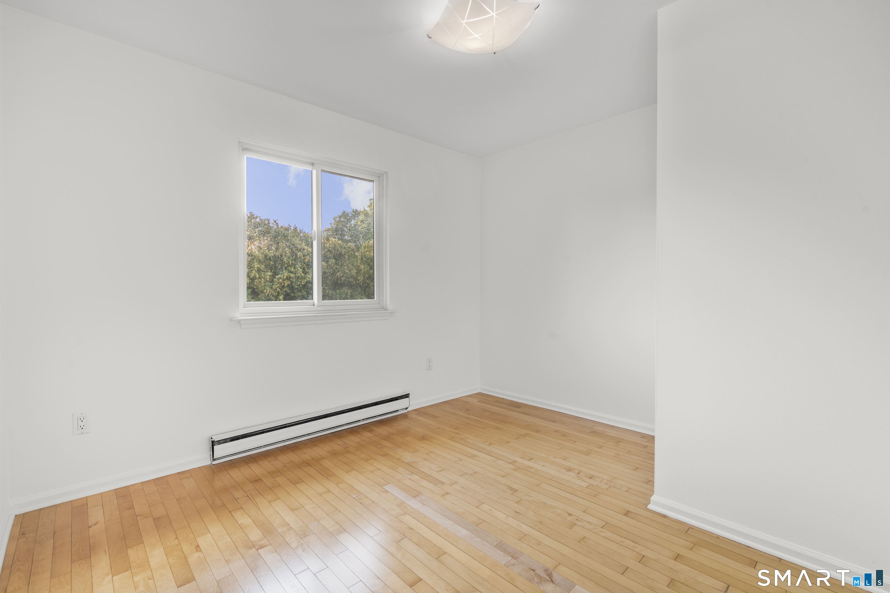 38 Maple Tree Avenue Unit: 7