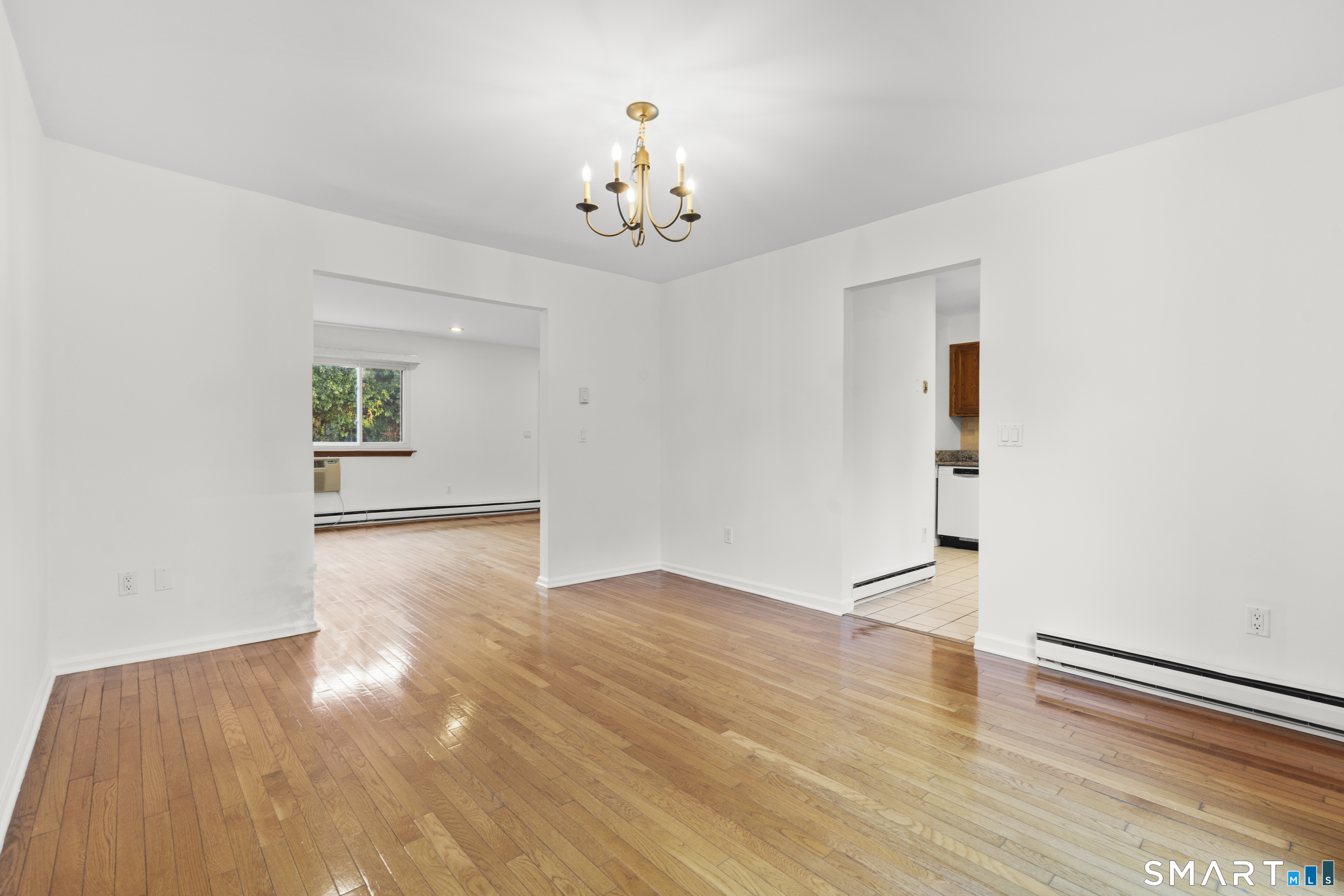38 Maple Tree Avenue Unit: 7