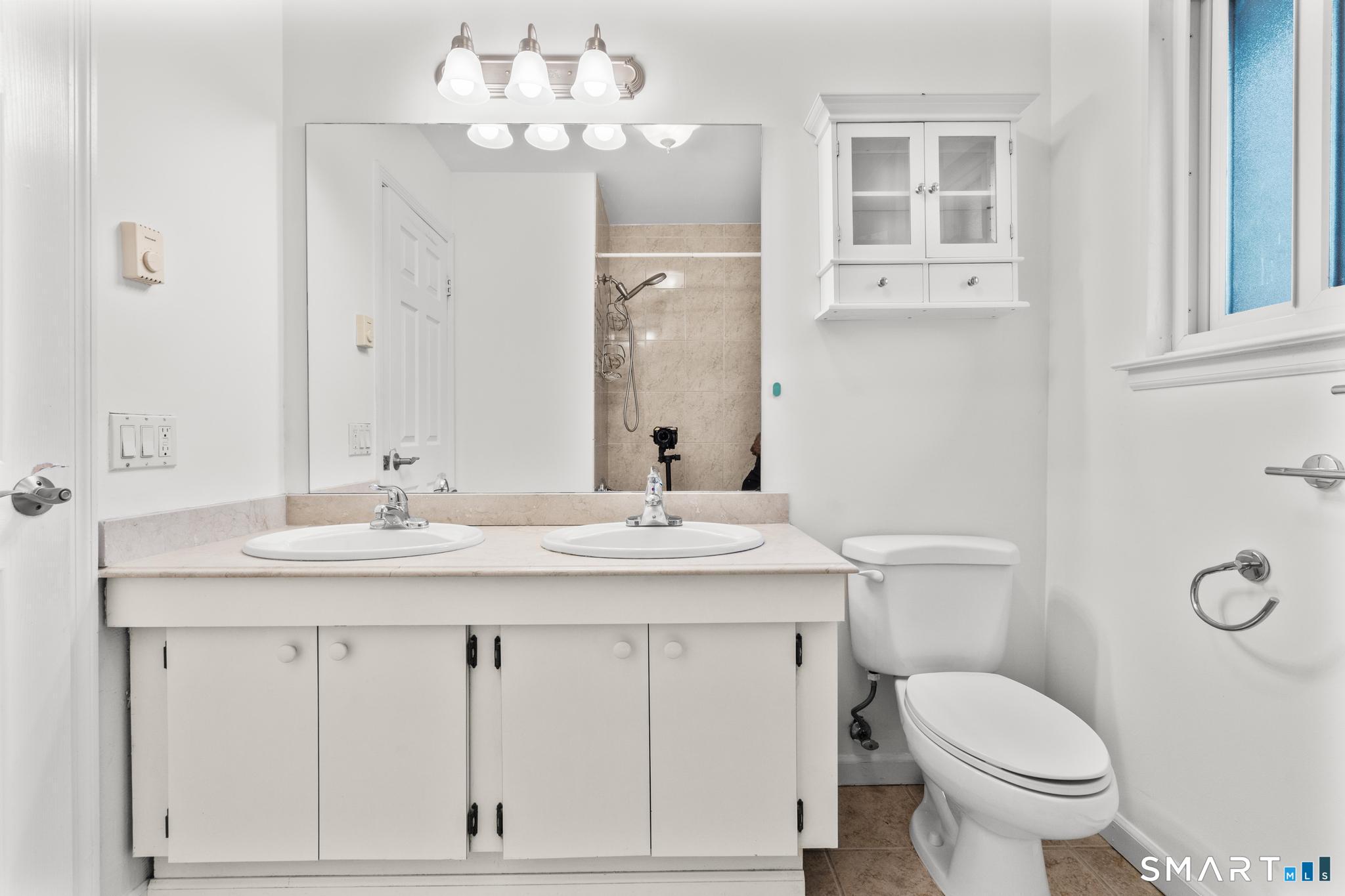 38 Maple Tree Avenue Unit: 7