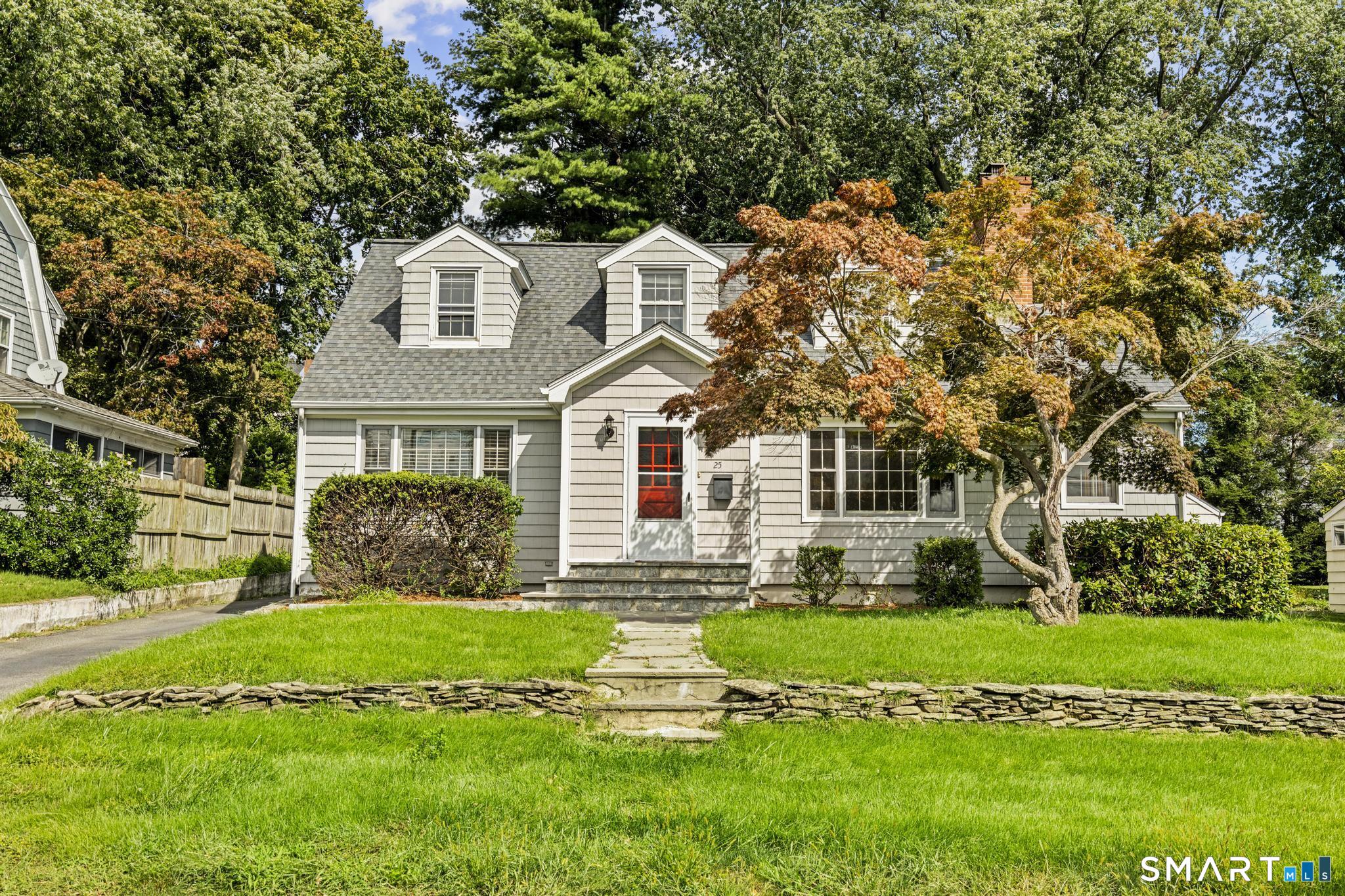 25 Ludlow Manor