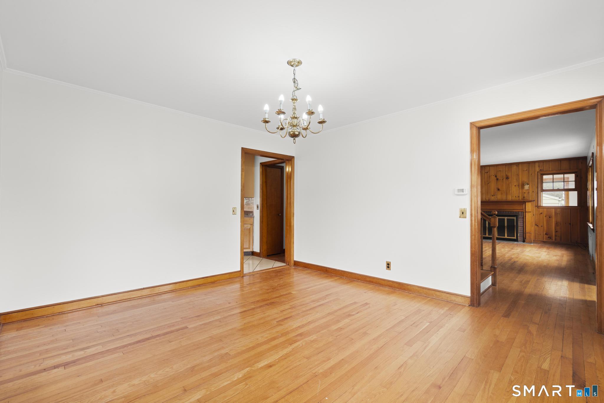 25 Ludlow Manor
