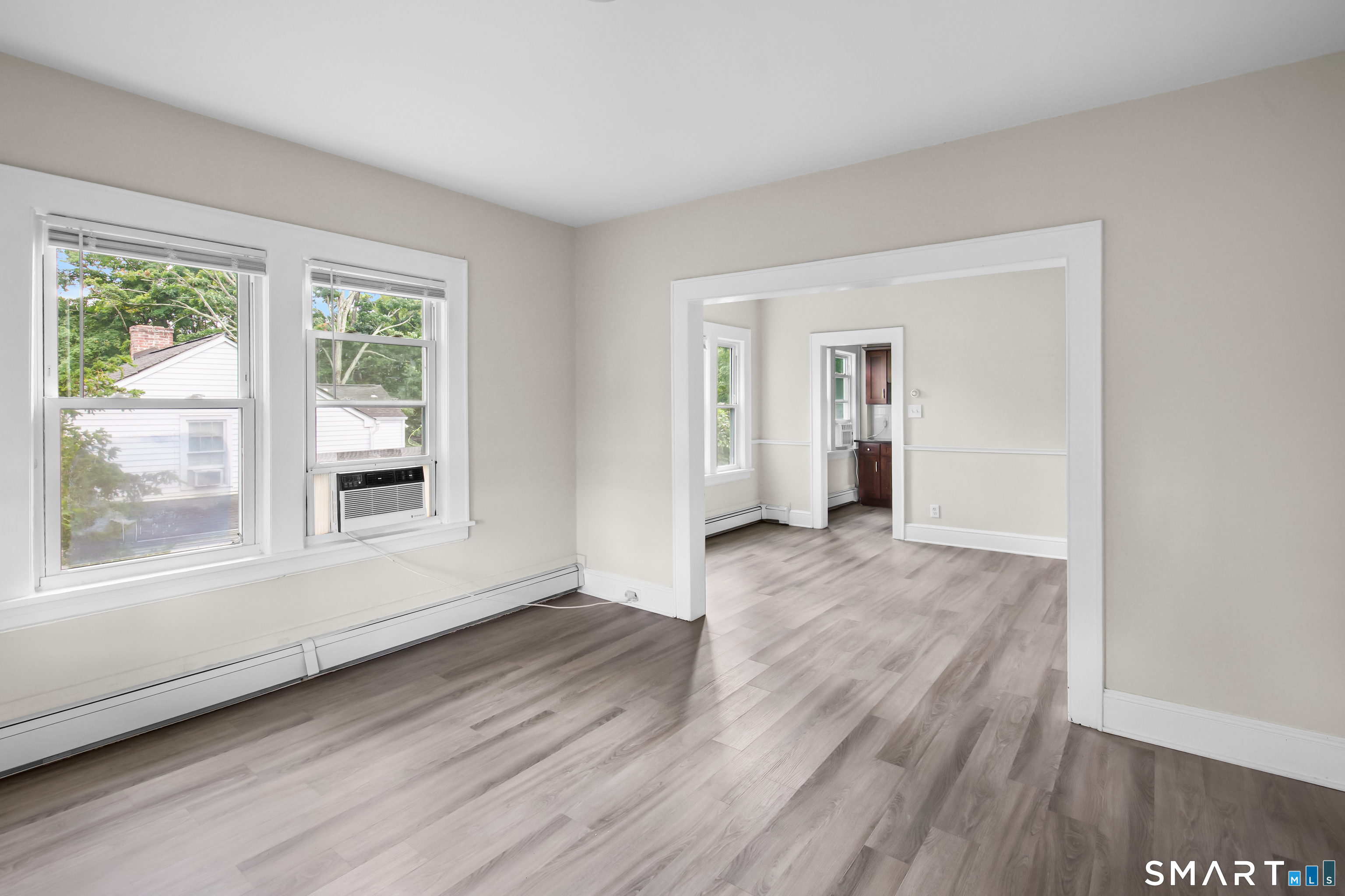 19 Maple Avenue North