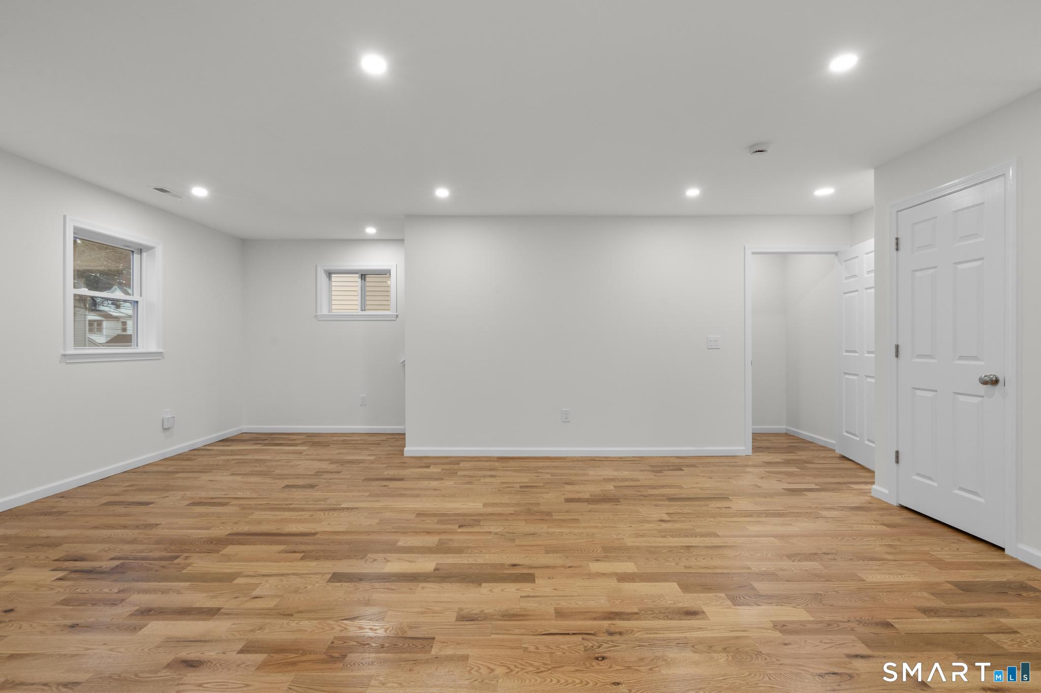 131 Columbia Street Unit: 2