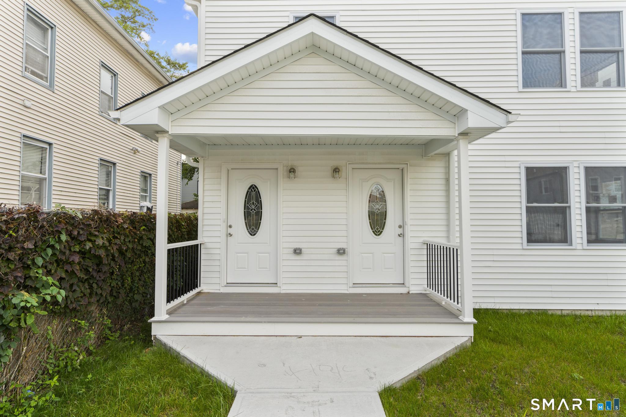 131 Columbia Street Unit: 1