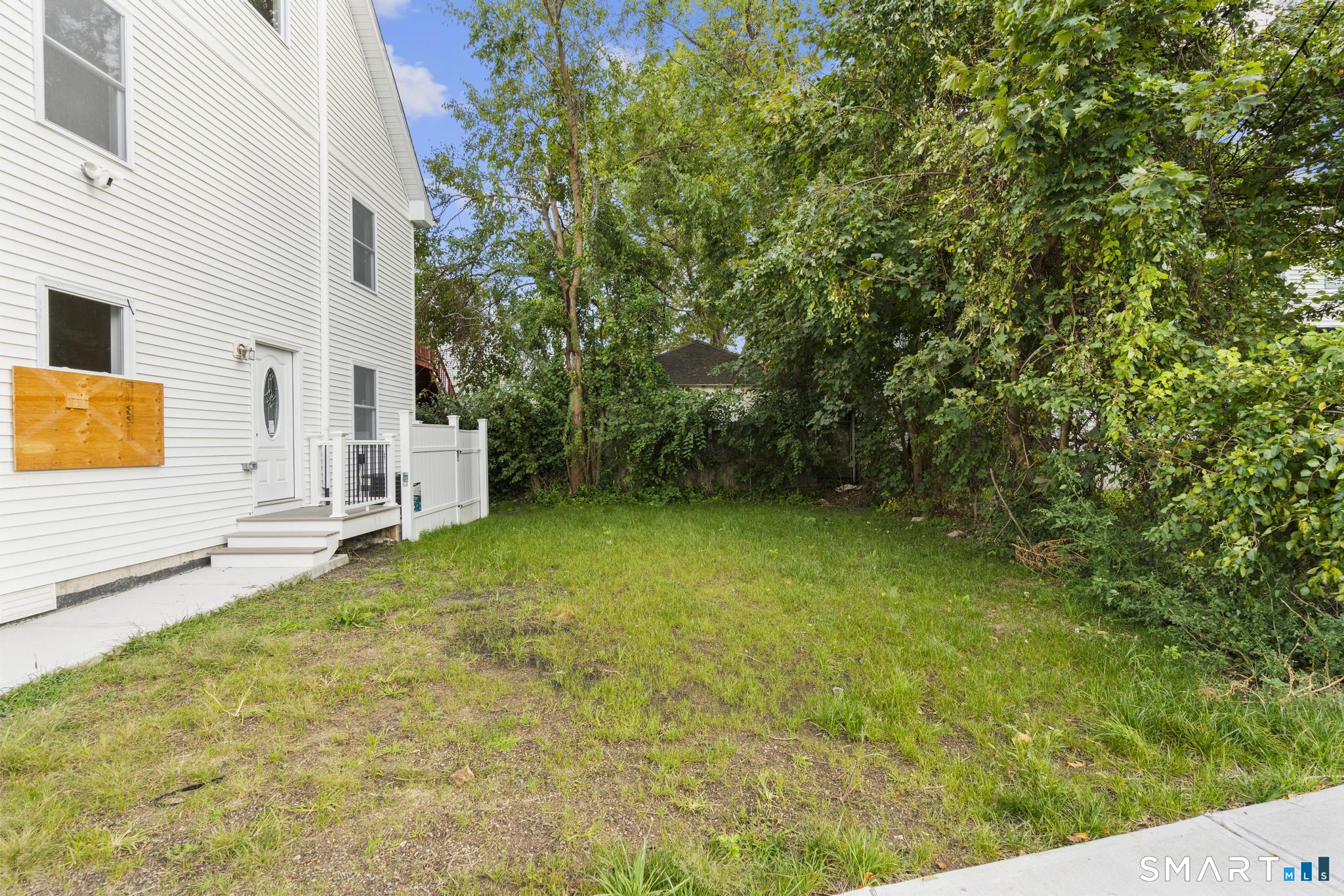 131 Columbia Street Unit: 1