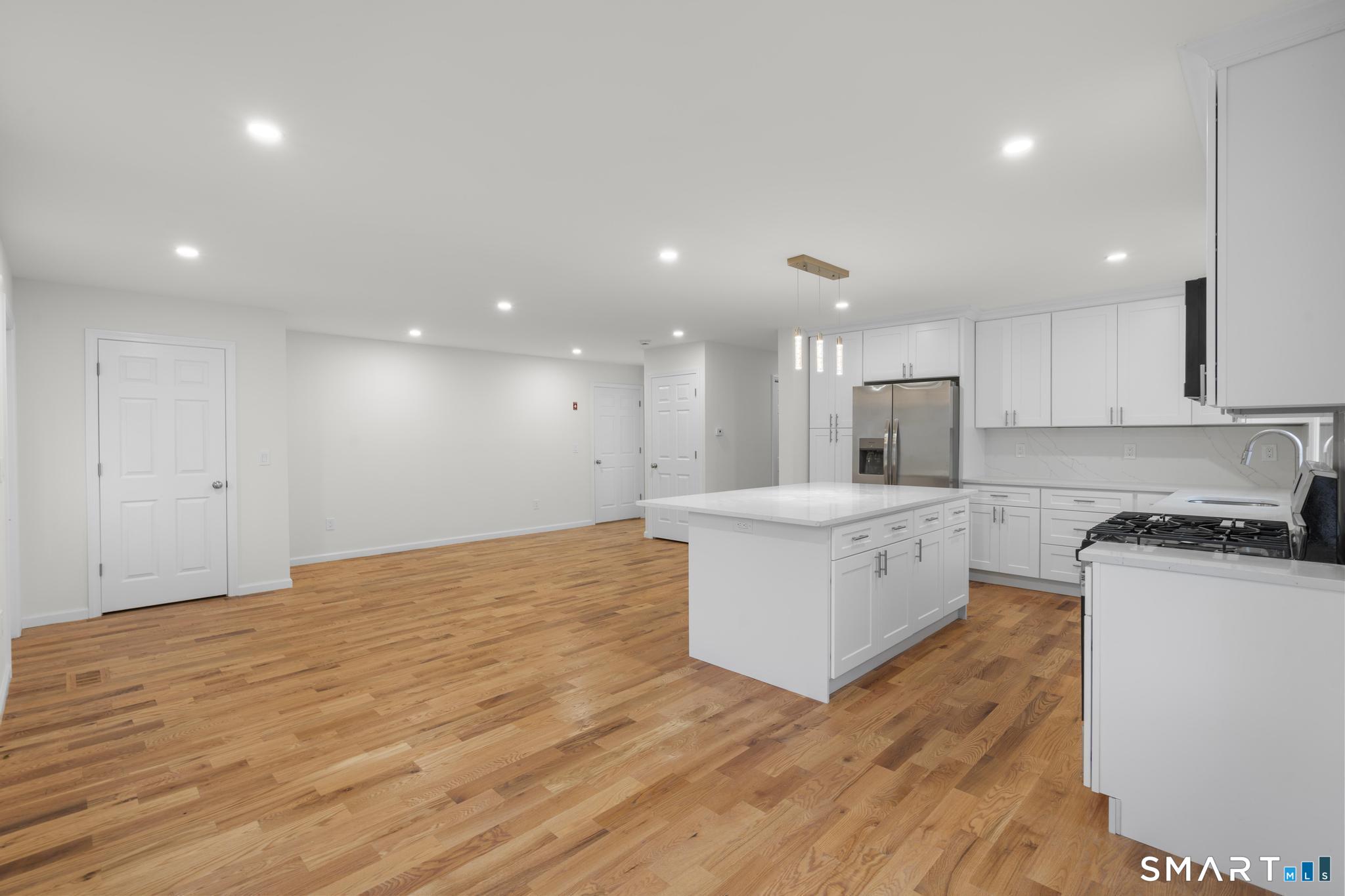 131 Columbia Street Unit: 1