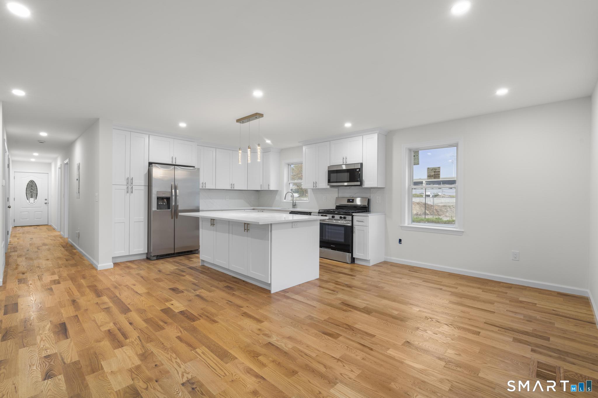 131 Columbia Street Unit: 1
