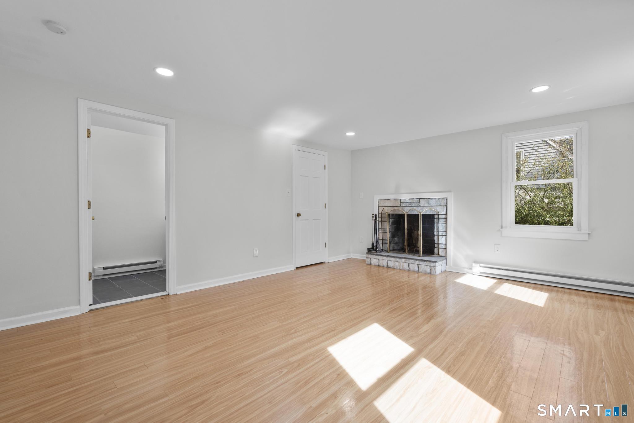 48 Lardner Road