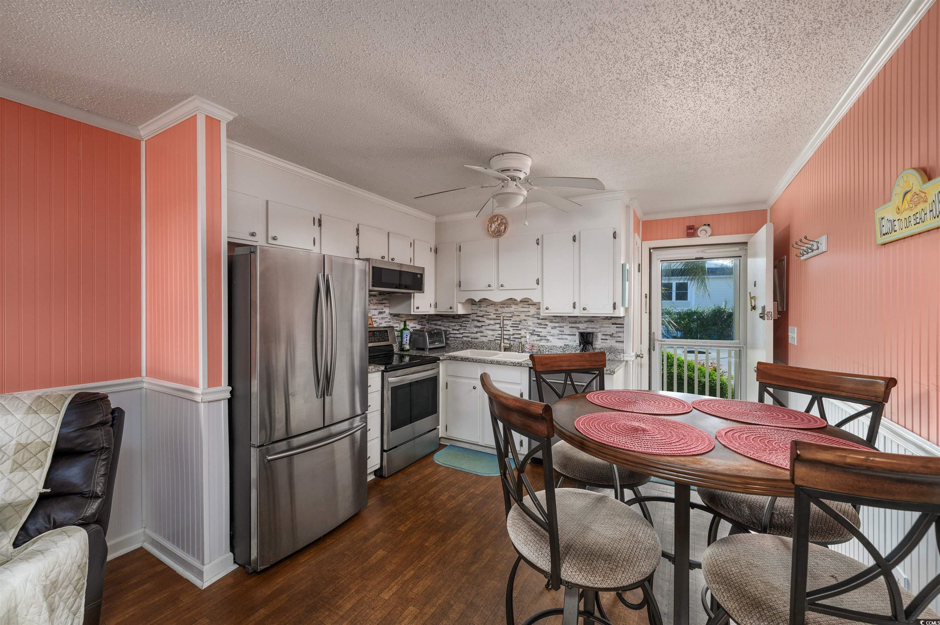 1919 Spring St. Unit: B14