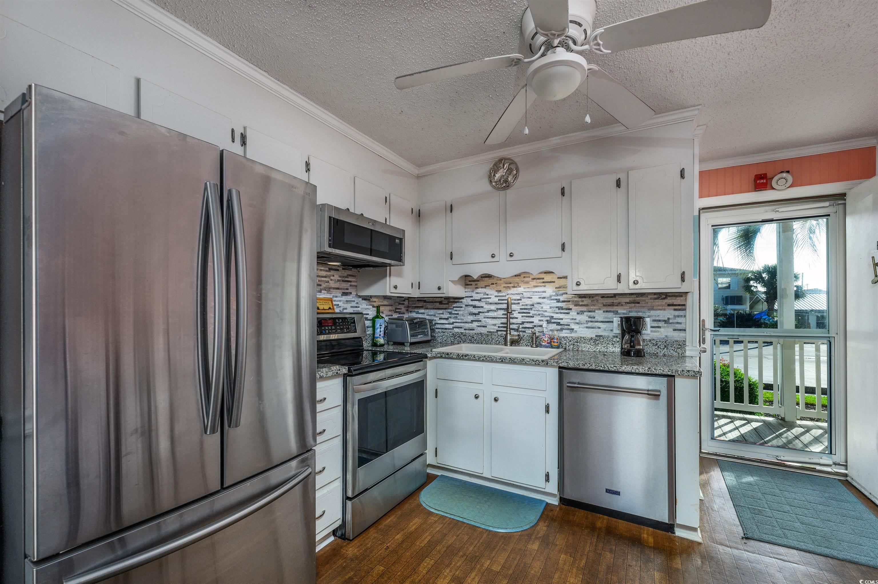 1919 Spring St. Unit: B14