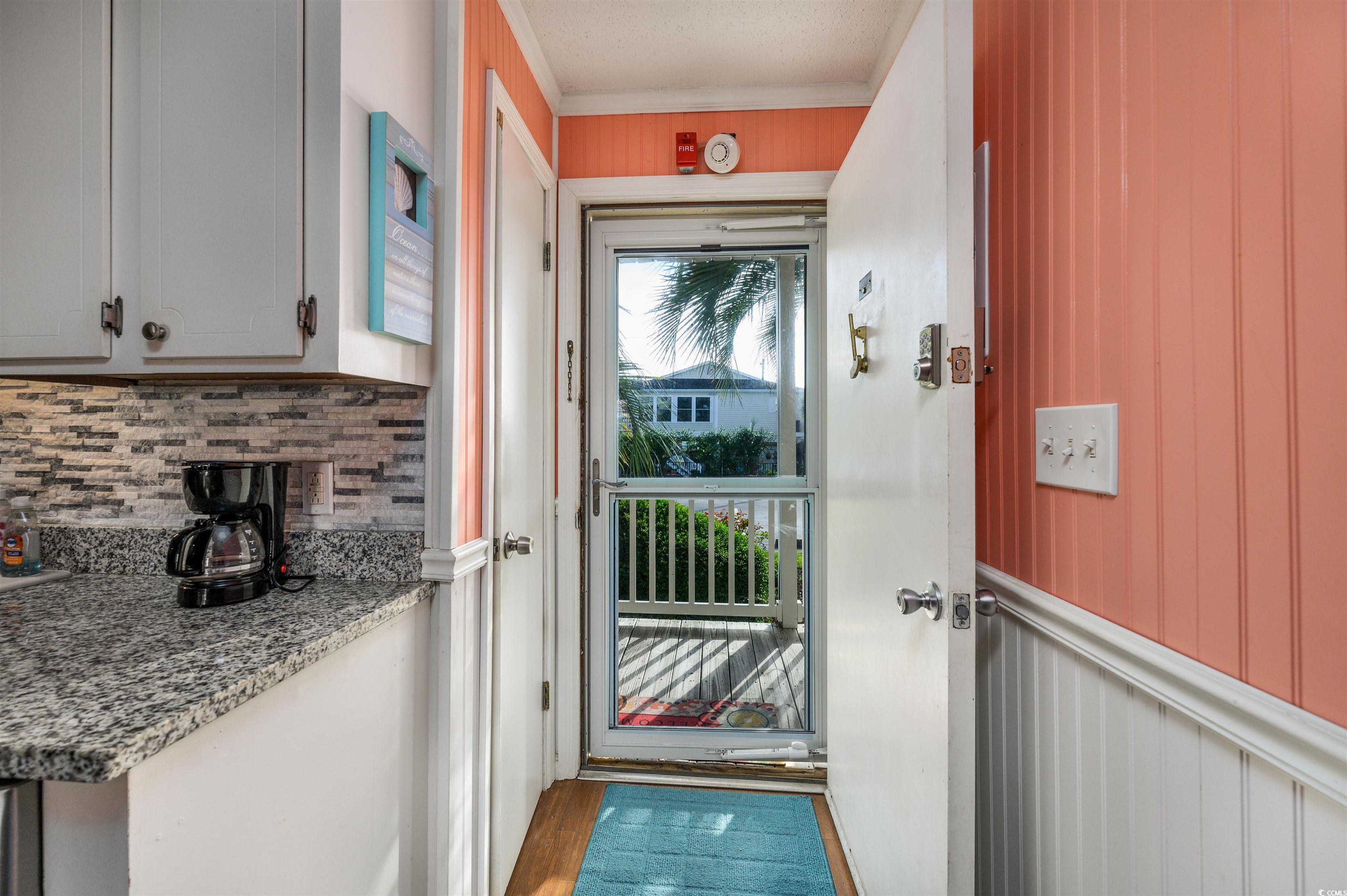 1919 Spring St. Unit: B14