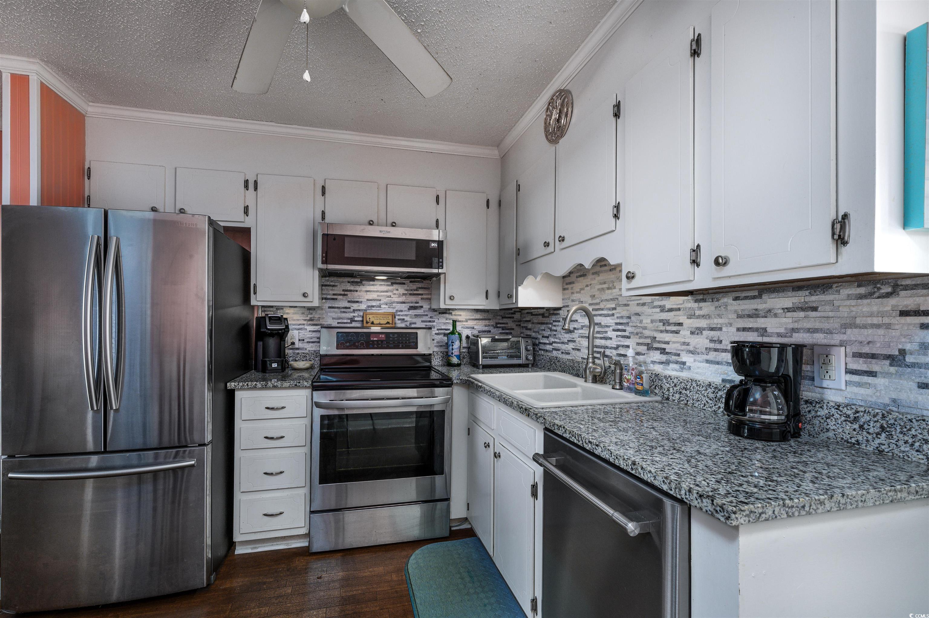 1919 Spring St. Unit: B14