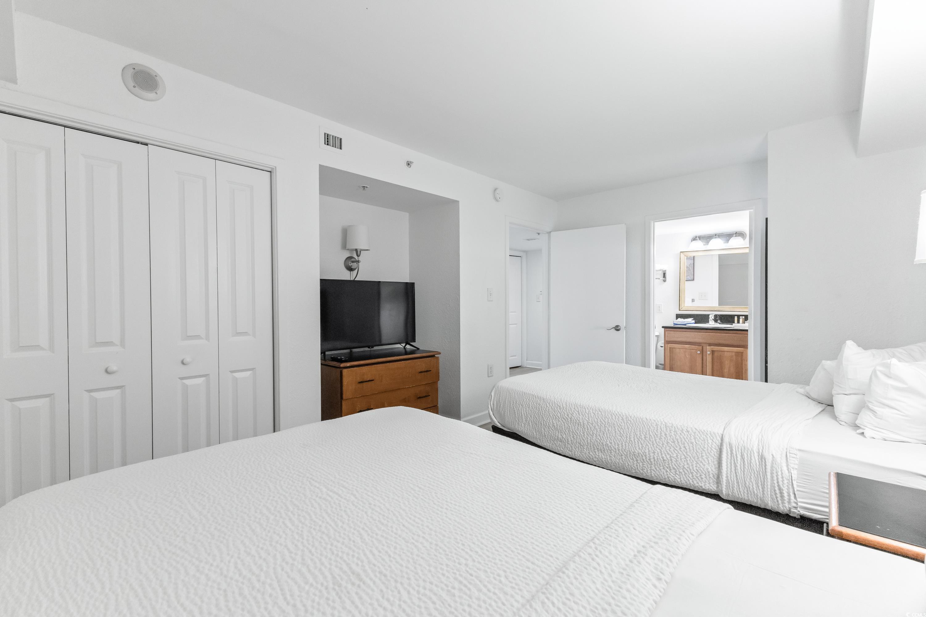 504 N Ocean Blvd. Unit: 1607 A & B