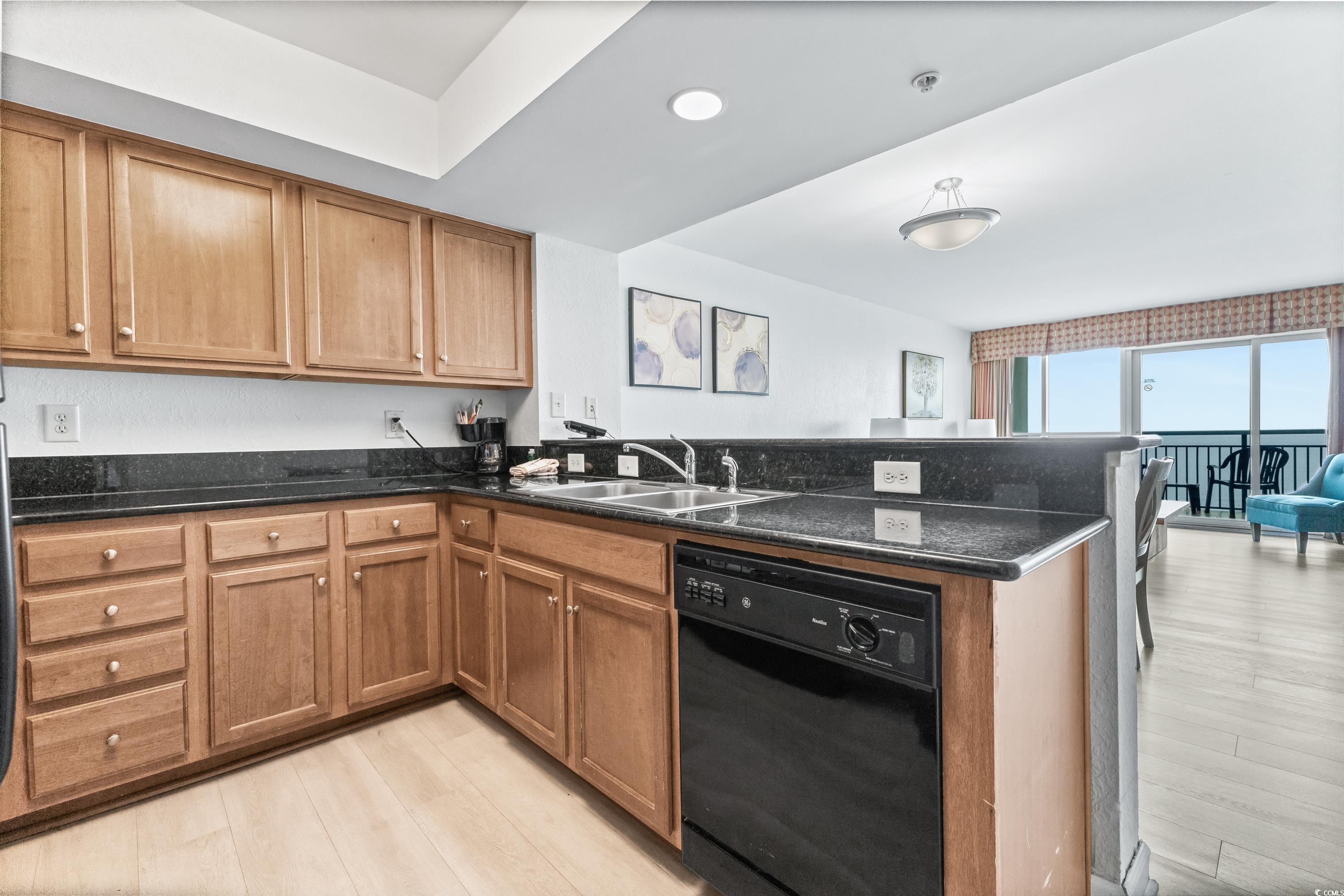 504 N Ocean Blvd. Unit: 1607 A & B