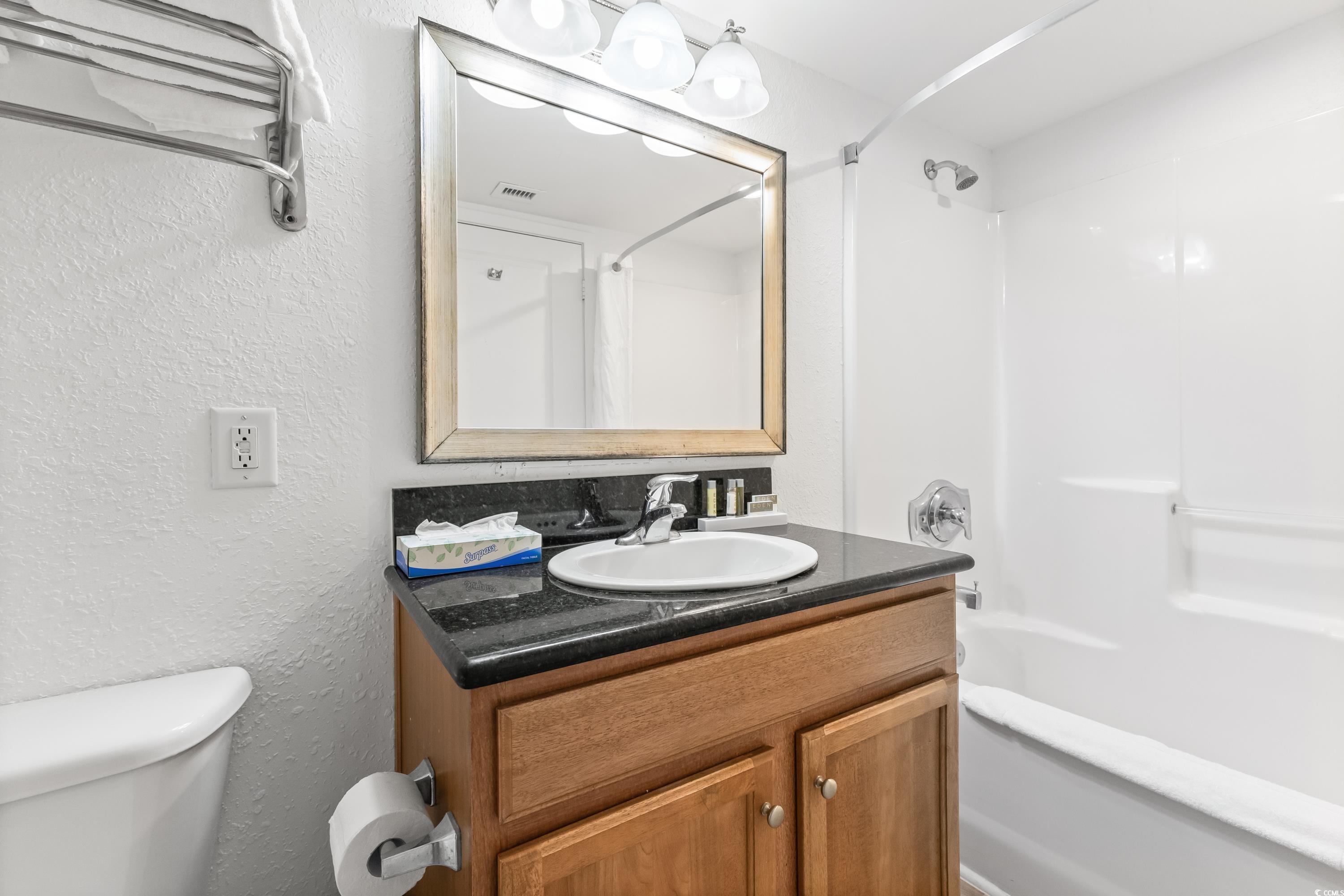 504 N Ocean Blvd. Unit: 1607 A & B