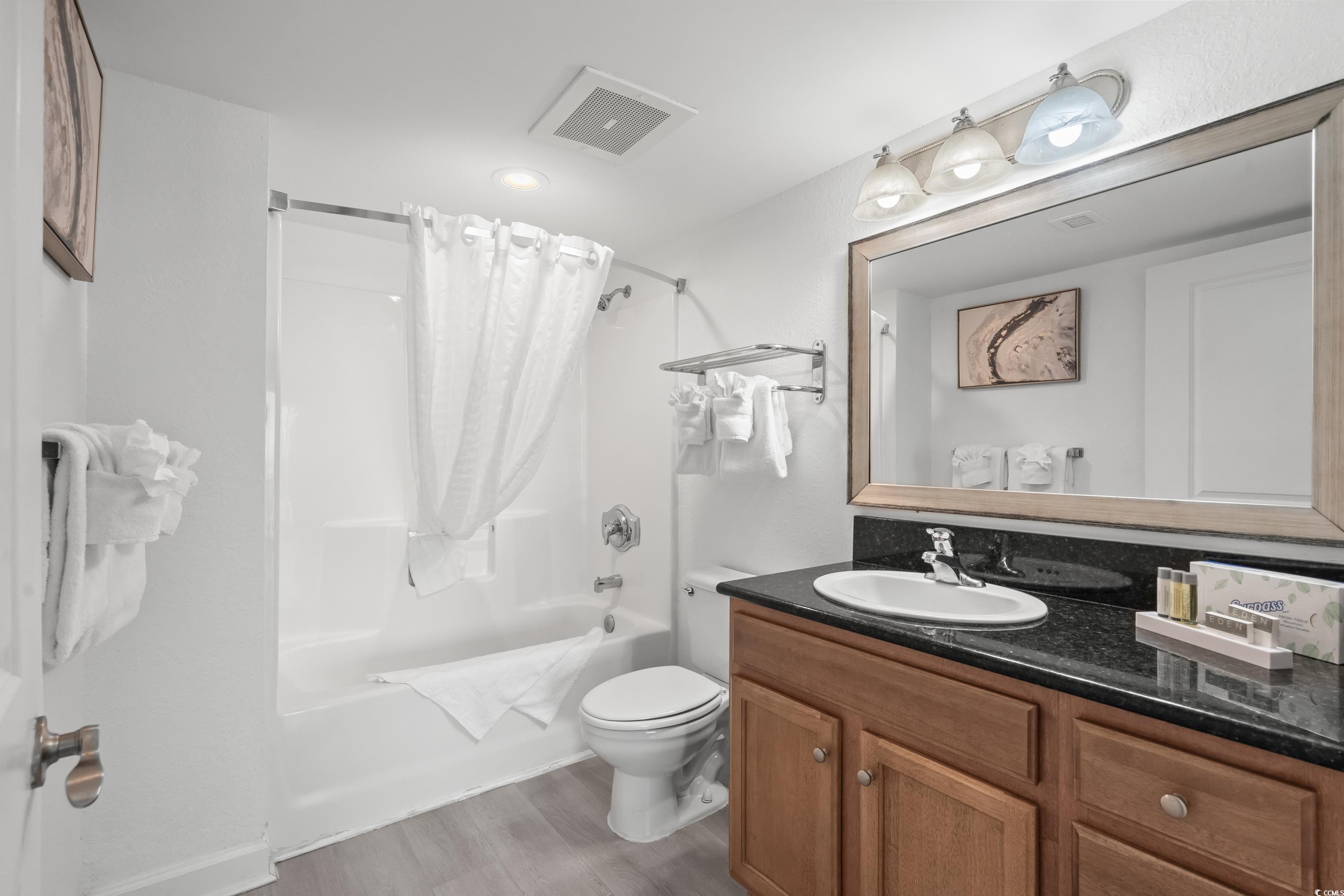 504 N Ocean Blvd. Unit: 1607 A & B