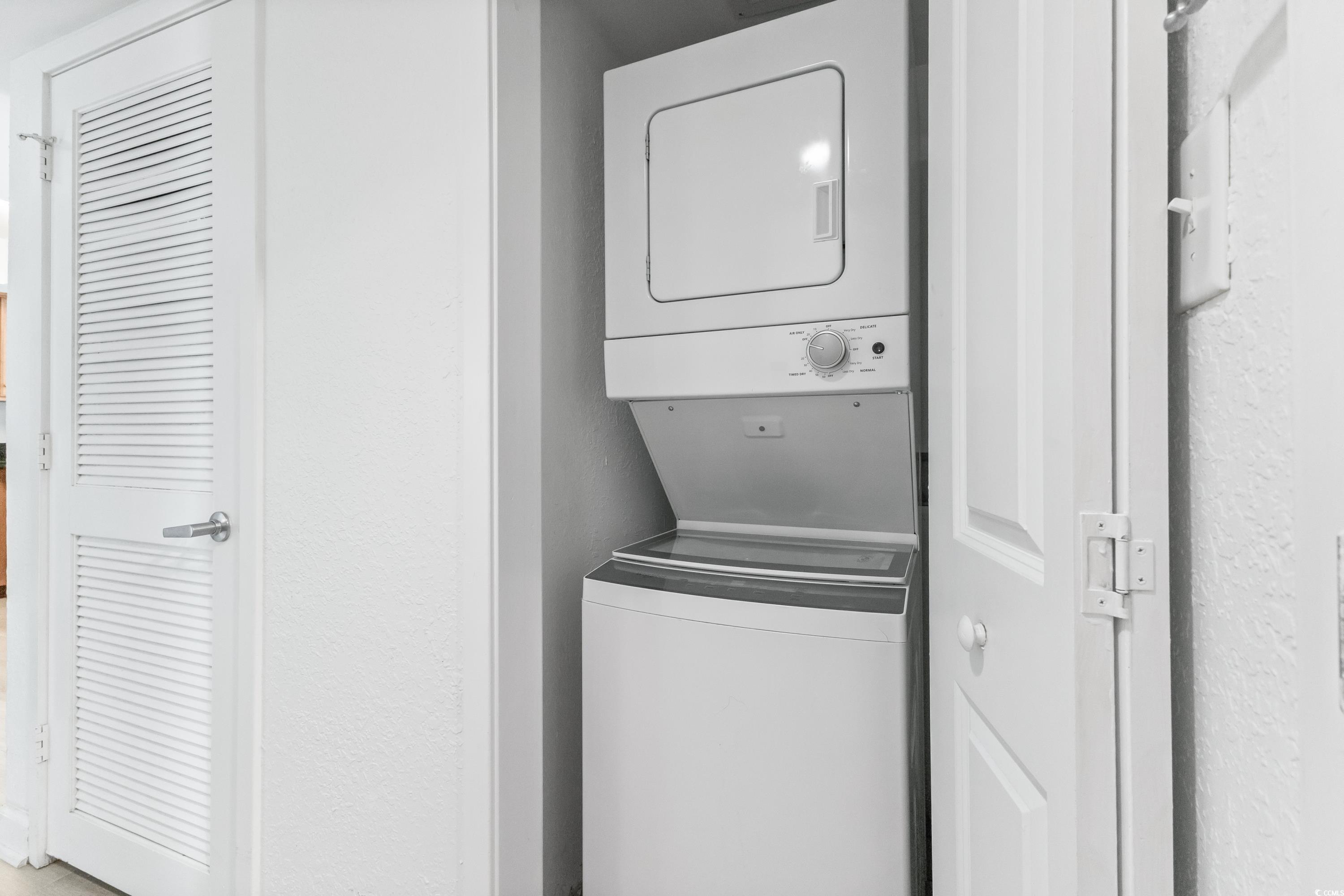 504 N Ocean Blvd. Unit: 1607 A & B
