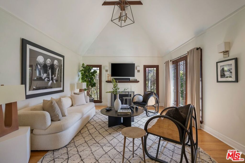 1332 S Ogden Drive