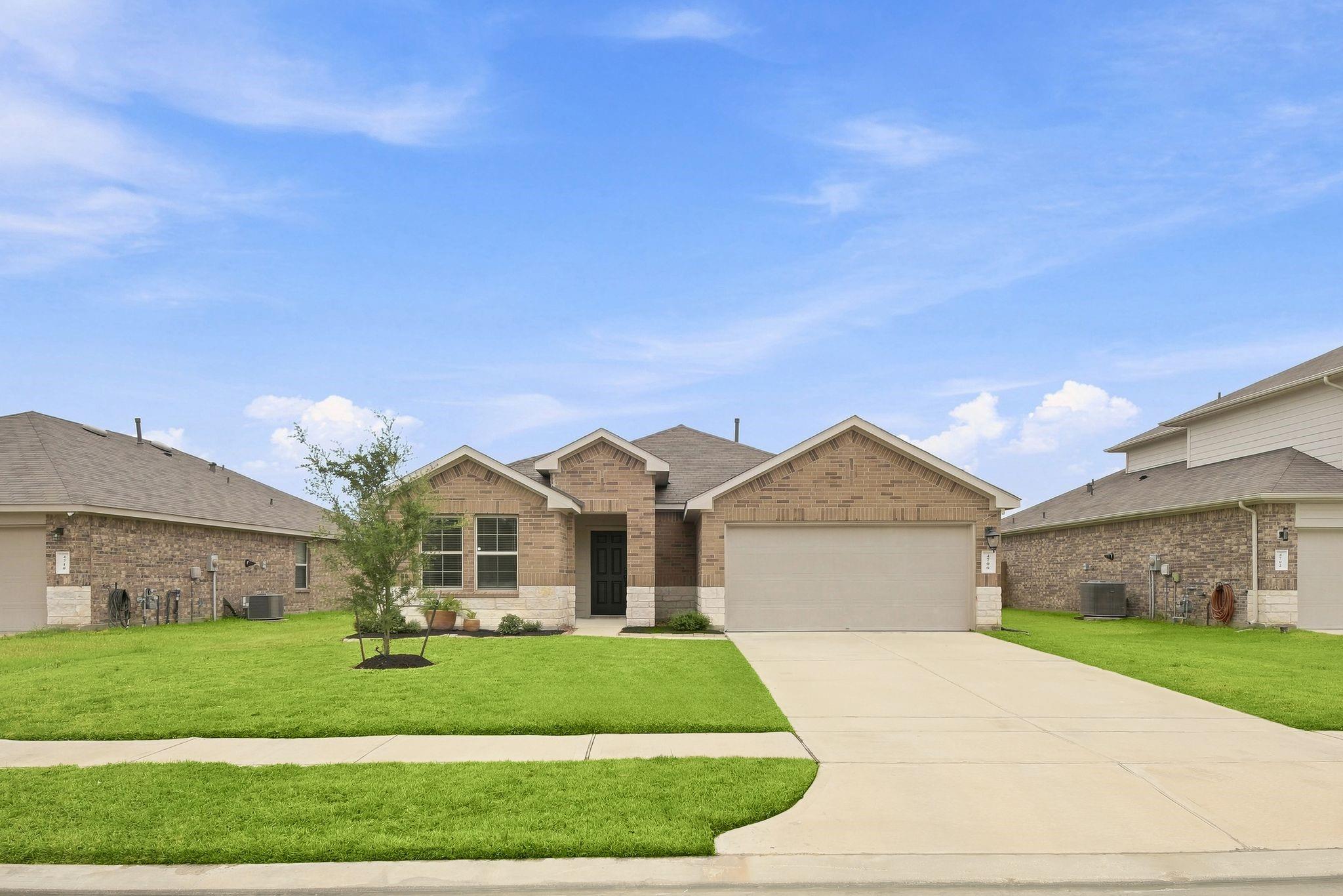4706 Alba Ash Lane