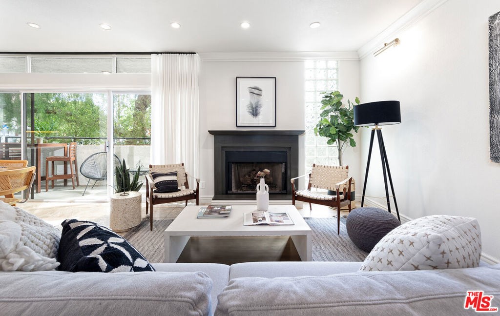 1102 12th Street 1