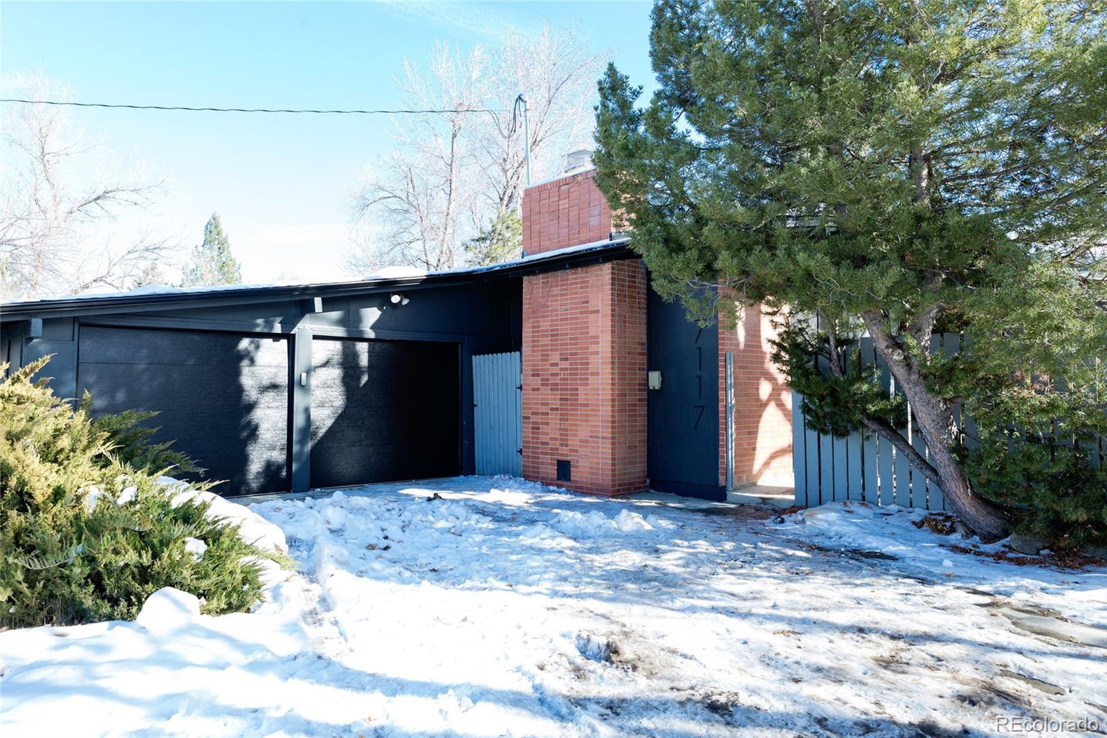 7117 Glacier View Road