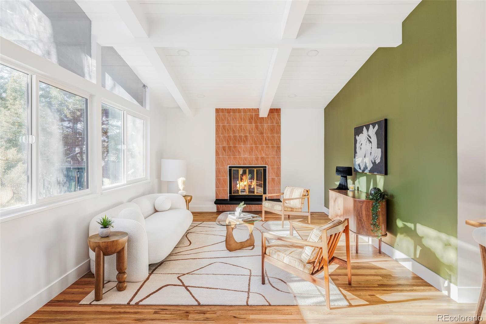 7117 Glacier View Road