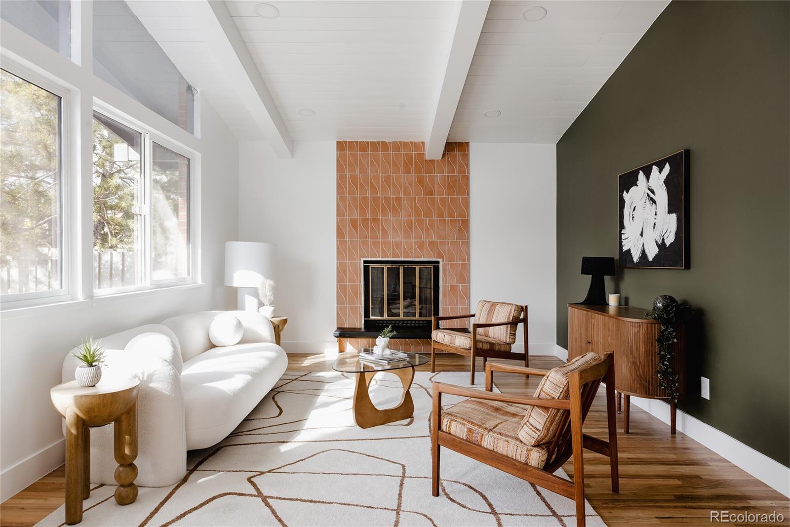 7117 Glacier View Road