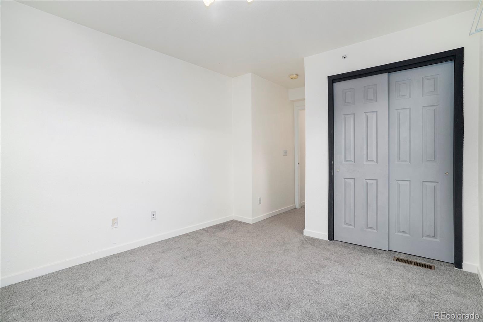 3910 Colorado Avenue Unit: L