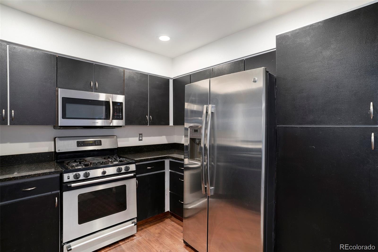 3910 Colorado Avenue Unit: L