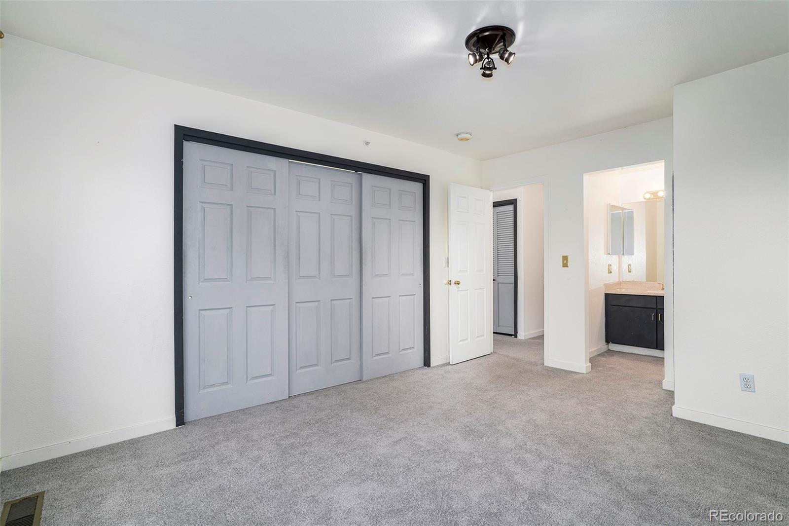 3910 Colorado Avenue Unit: L