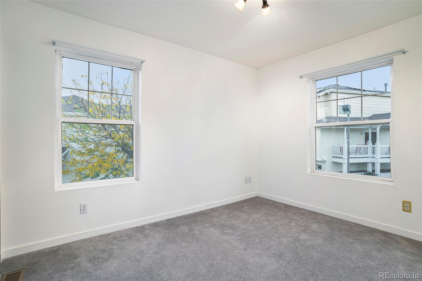 3910 Colorado Avenue Unit: L