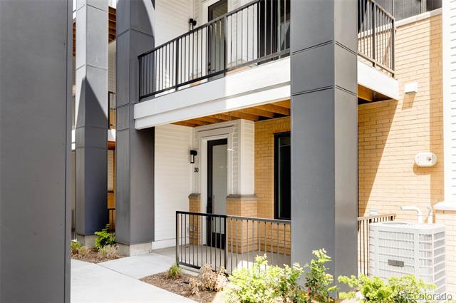 8260 E 36th Avenue Unit: 30