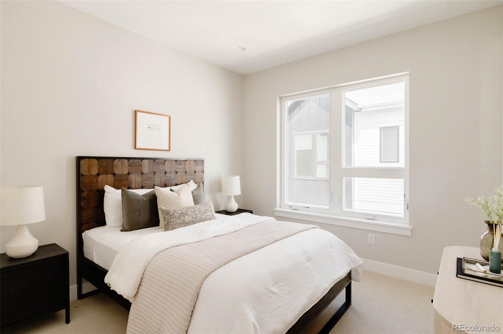 8260 E 36th Avenue Unit: 30