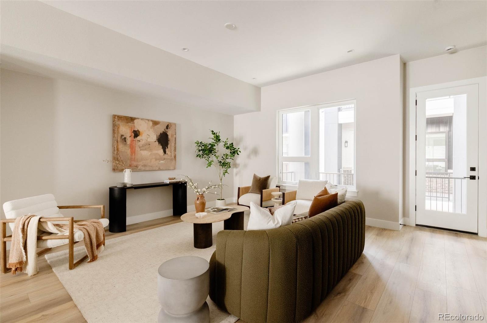 8260 E 36th Avenue Unit: 30