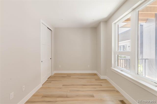 8260 E 36th Avenue Unit: 30
