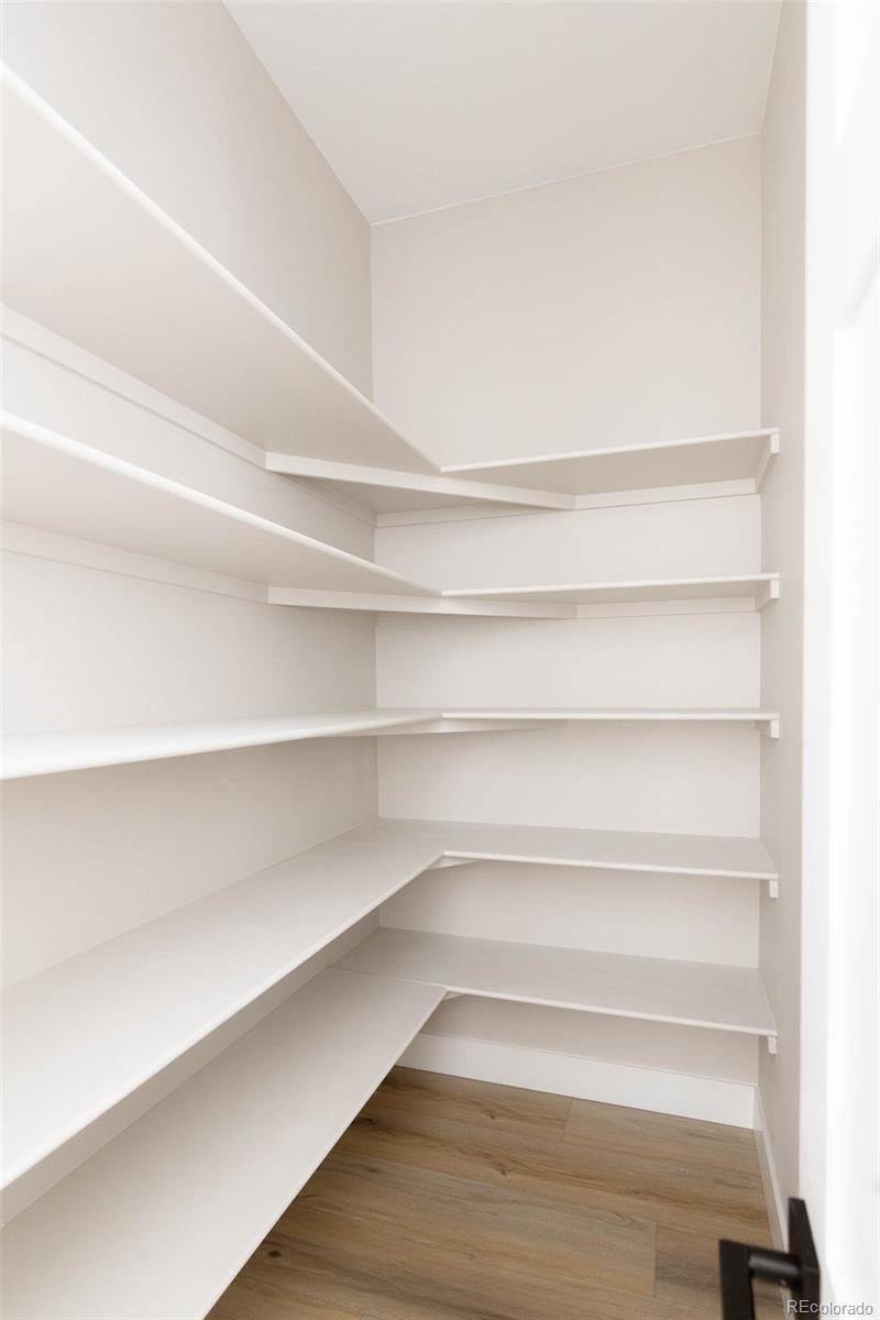 8260 E 36th Avenue Unit: 30