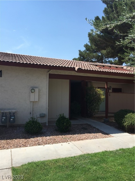 405 North Lamb Boulevard F