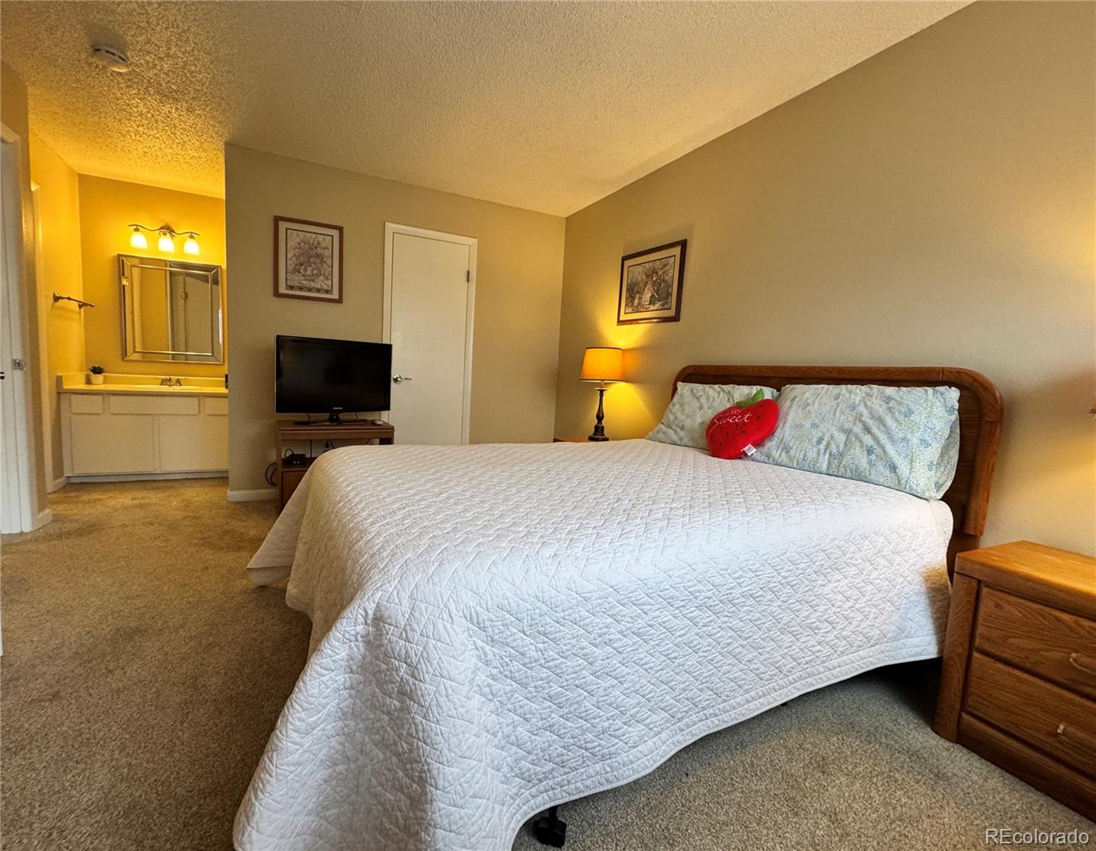 7185 S Gaylord Street Unit: D13