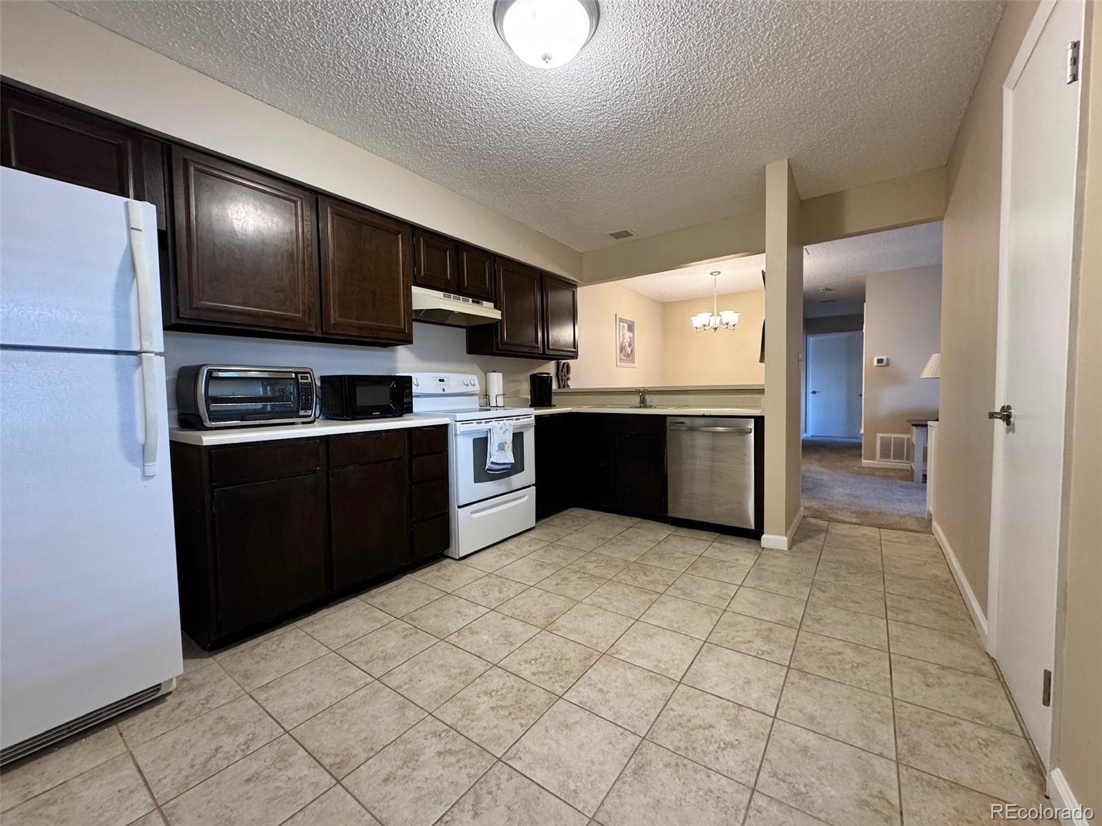 7185 S Gaylord Street Unit: D13