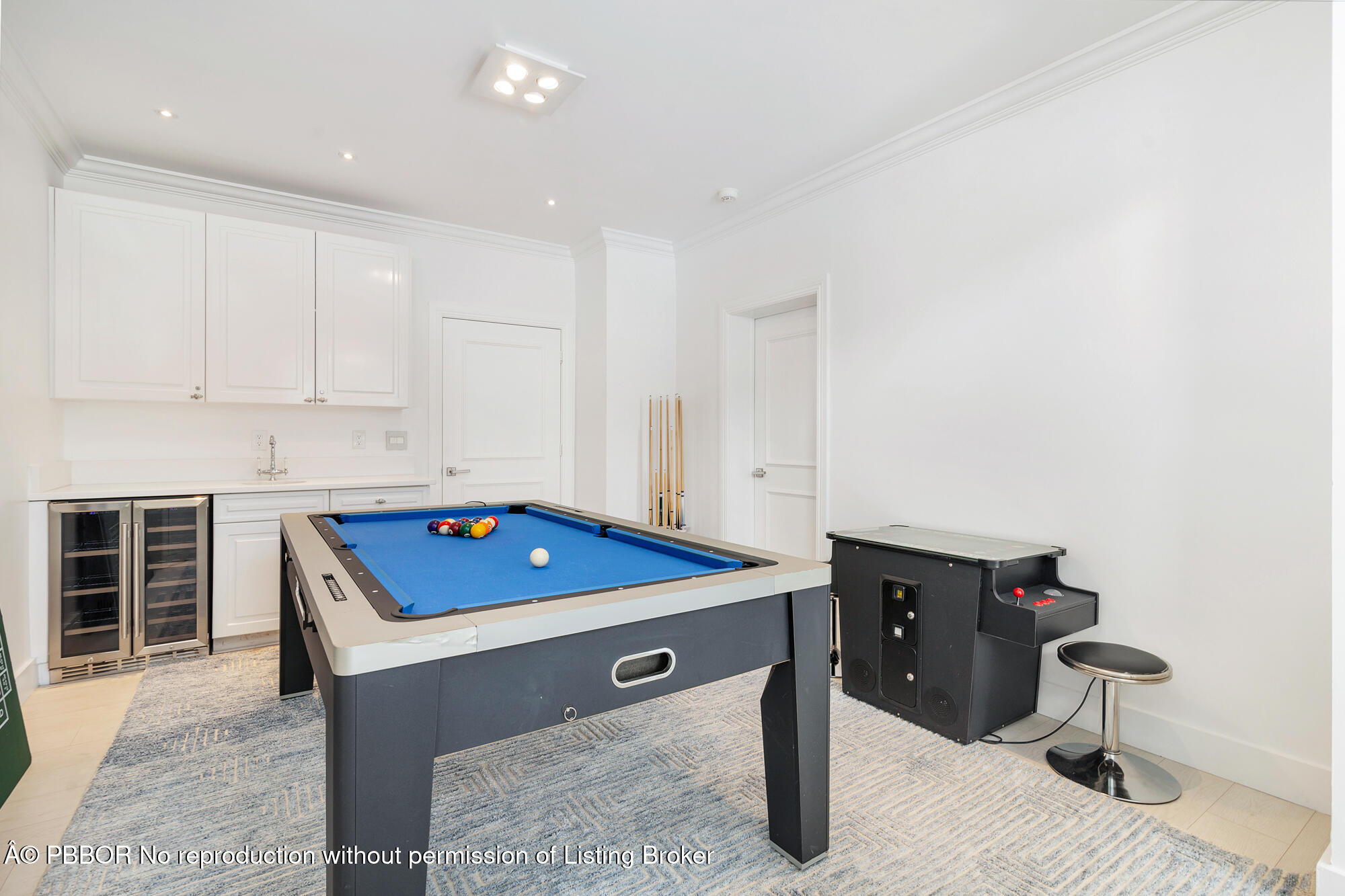 7515 S Flagler Drive